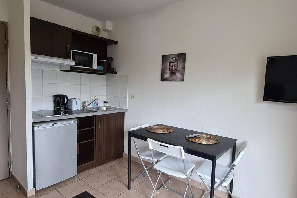 B210 Appartement Disneyland Paris Parking Et Wifi Монтеврен Экстерьер фото